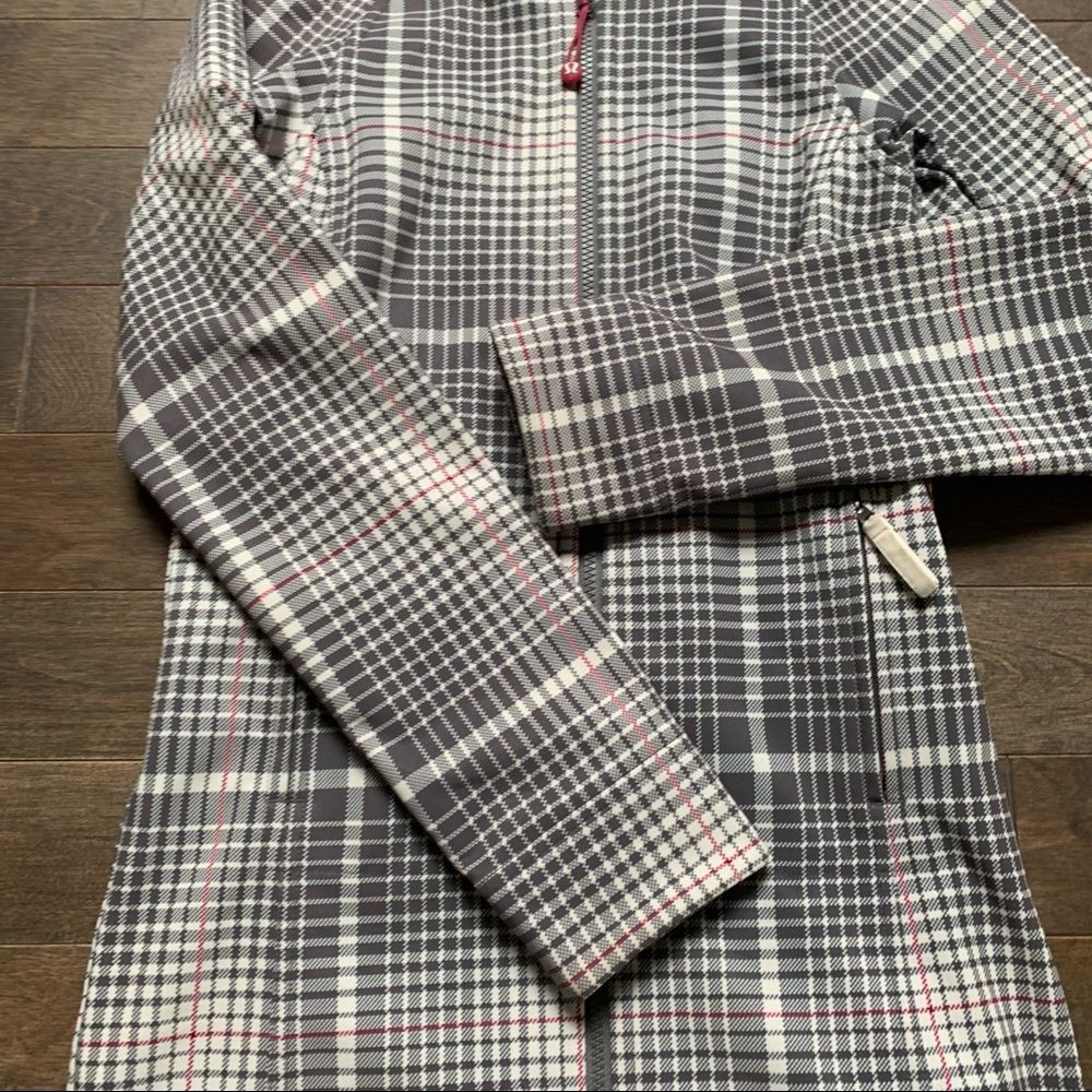 LULULEMON Apres Jacket Gray Multi Plaid Hooded Long Rain - Picture 2 of 12